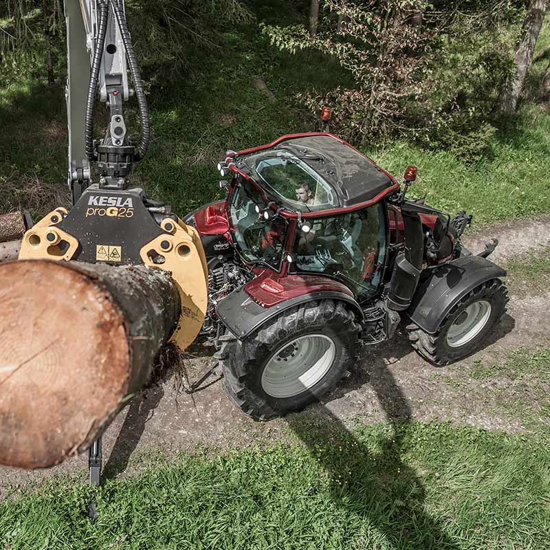 valtra n4 series at forestry work